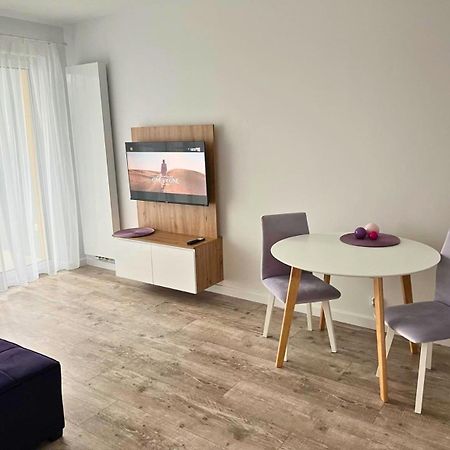 Apartament Purple Познань Экстерьер фото