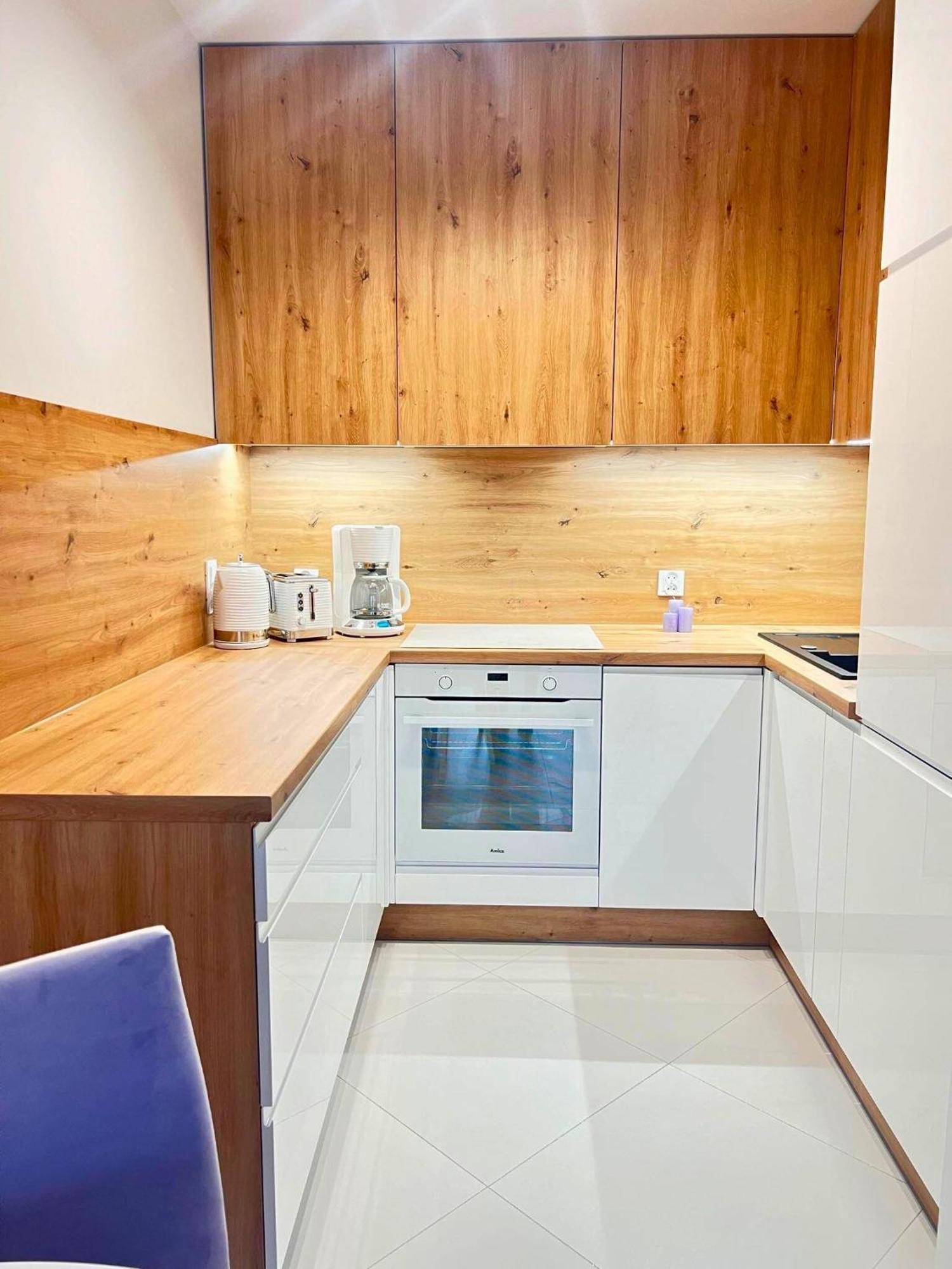 Apartament Purple Познань Экстерьер фото